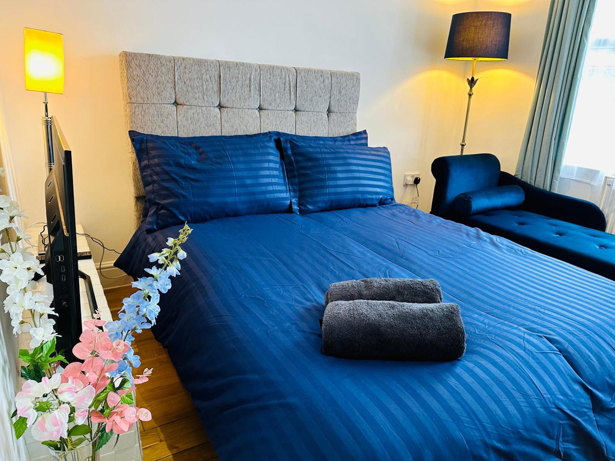 Stunning One Bedroom Studio Flat London Eksteriør bilde